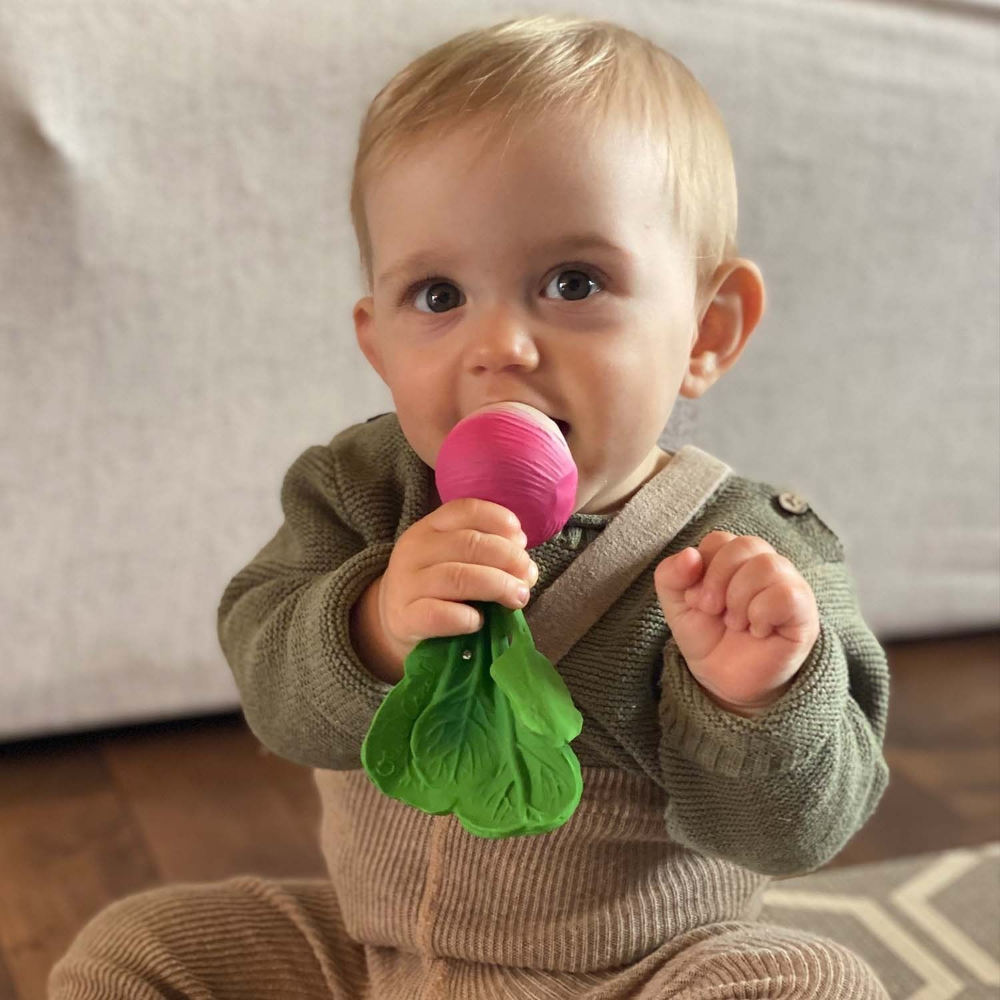 Oli &amp; Carol Ramona The Radish Natural Rubber Teether