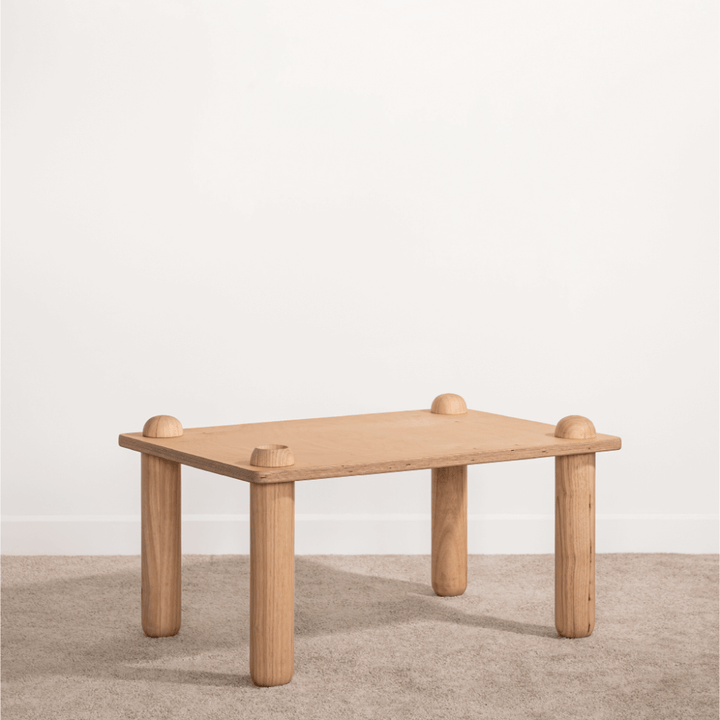 Lila Stable Table