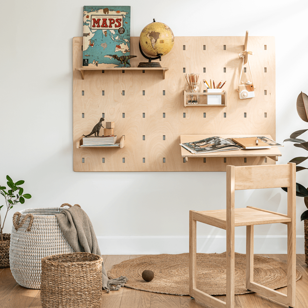 Lila Pegboard Study Set
