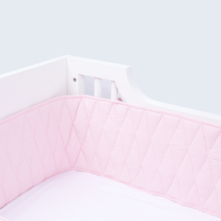 Masilo Cot Bumper with Harlequin Quilting – Pink