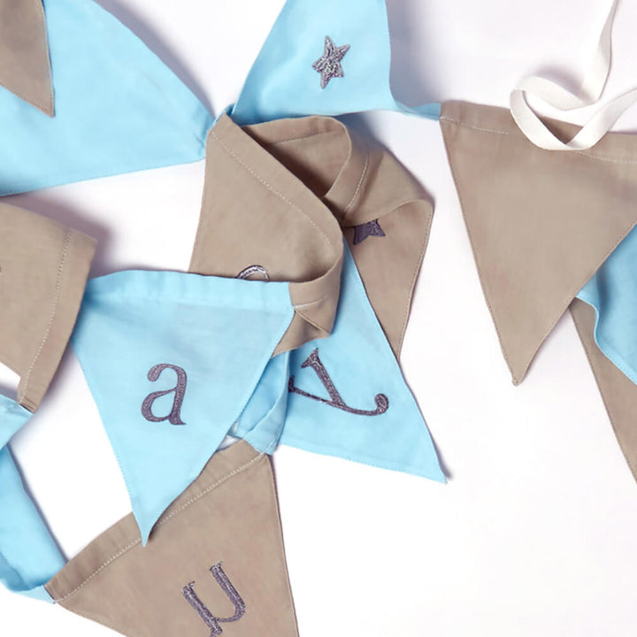 #color_Triangle-Bunting