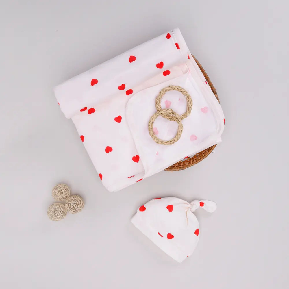 Cot &amp; Candy Baby Organic Muslin Swaddle and Beanie Set-Tiny Love