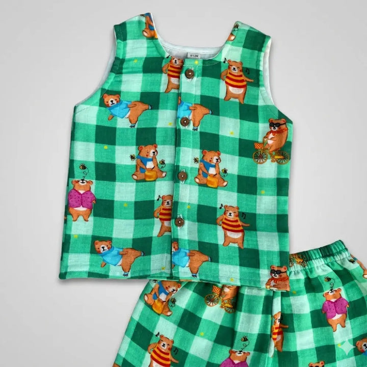 Bhaakur Bear Print Unisex Muslin Set - Green