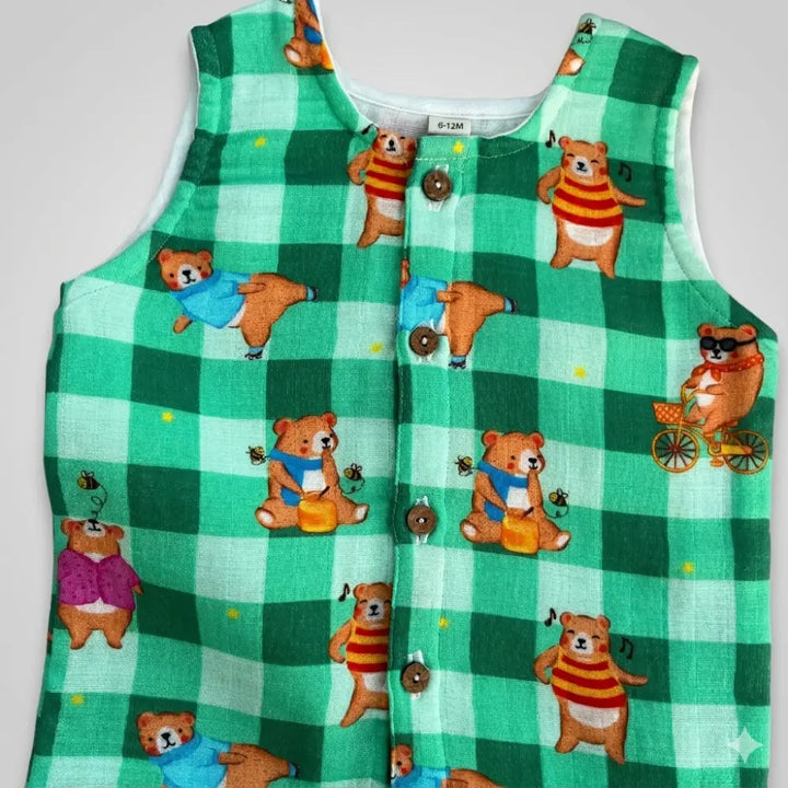 Bhaakur Bear Print Unisex Muslin Set - Green