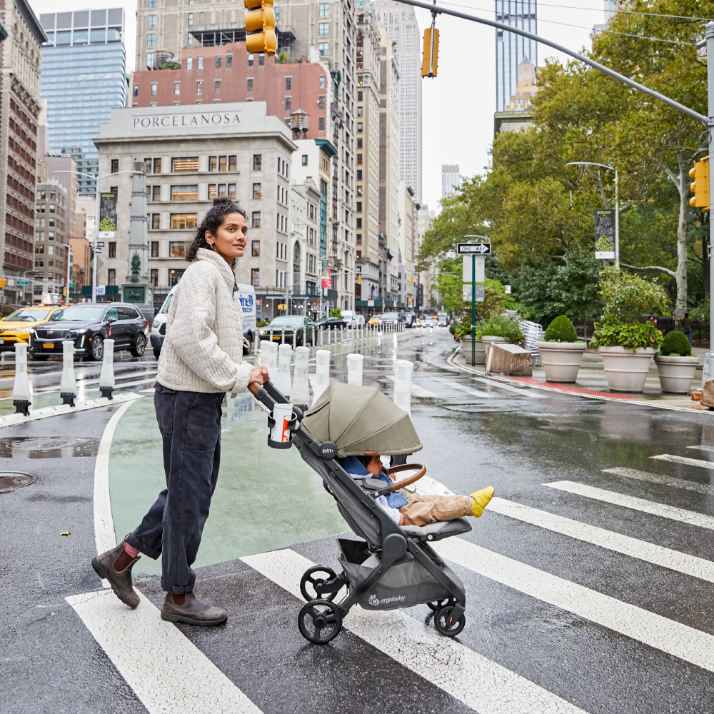 Ergobaby Metro+ Deluxe Compact Stroller