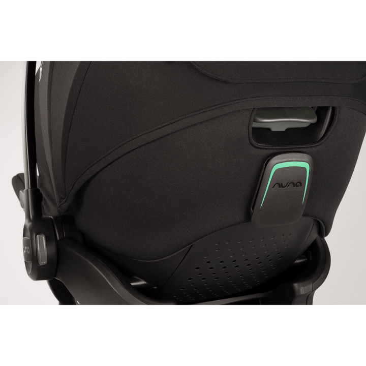 Nuna Arra™ Flex Caviar Car Seat