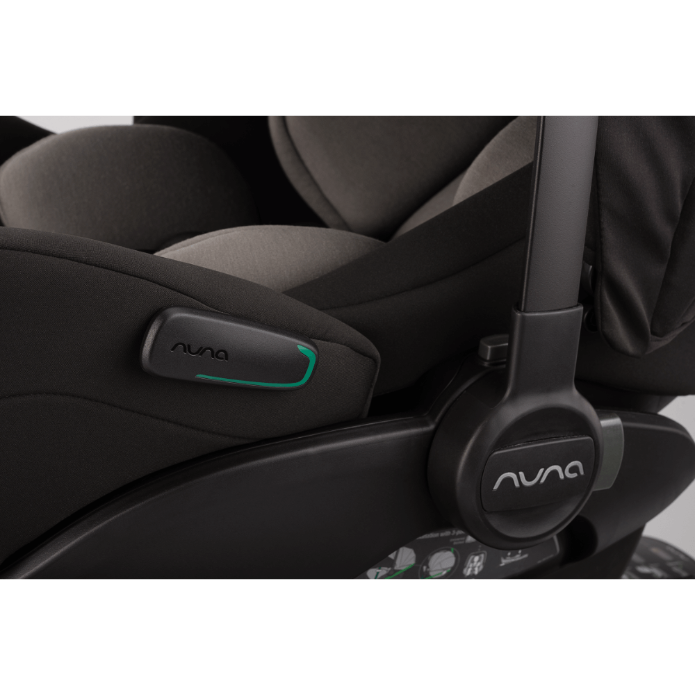 Nuna Arra™ Flex Caviar Car Seat