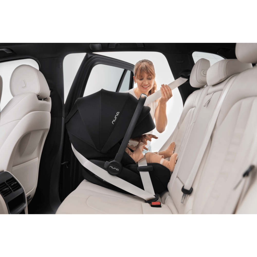 Nuna Arra™ Flex Caviar Car Seat
