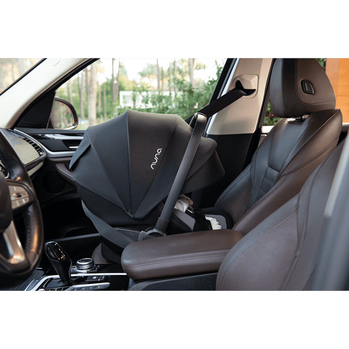Nuna Arra™ Flex Caviar Car Seat
