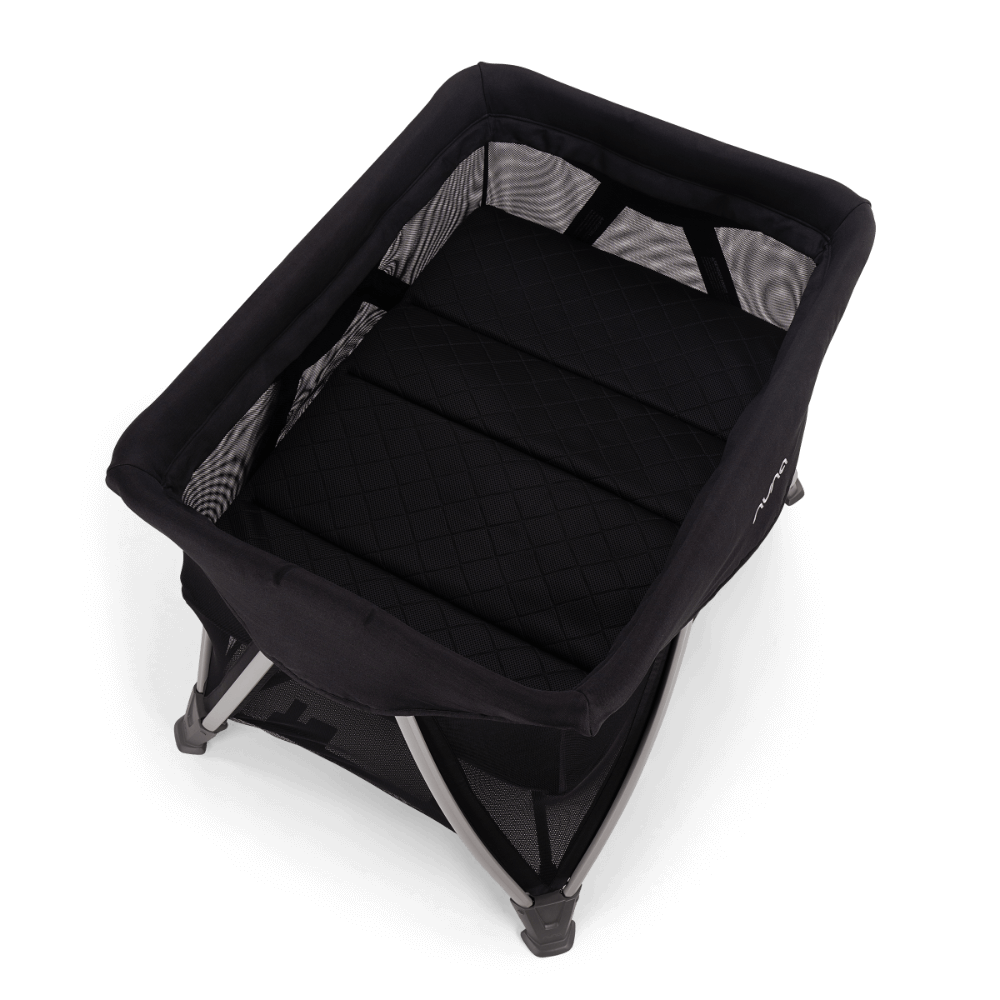 Nuna Sena™ Aire Caviar Playard