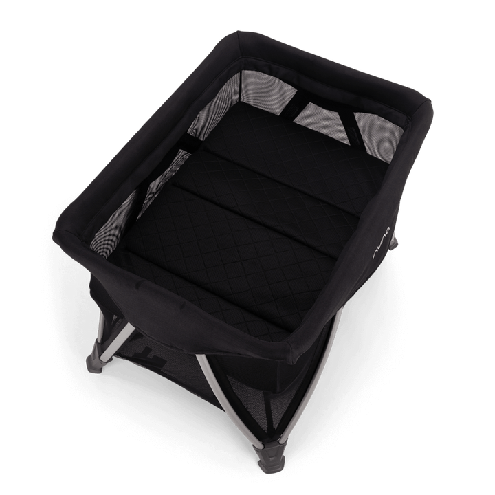 Nuna Sena™ Aire Caviar Playard