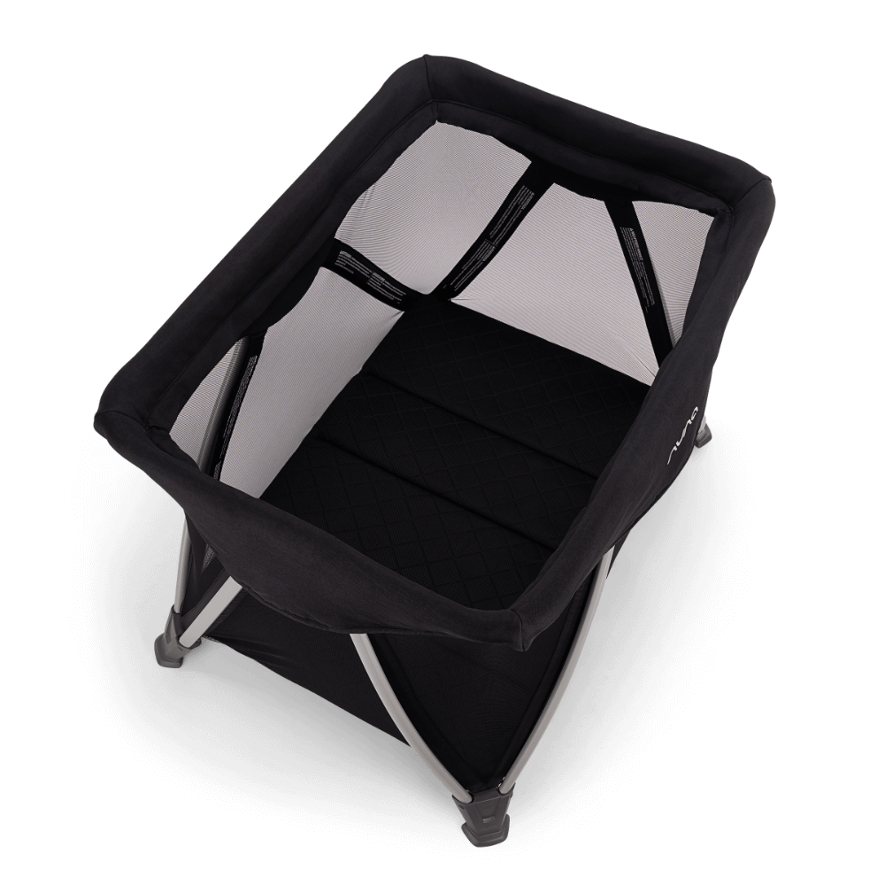 Nuna Sena™ Aire Caviar Playard
