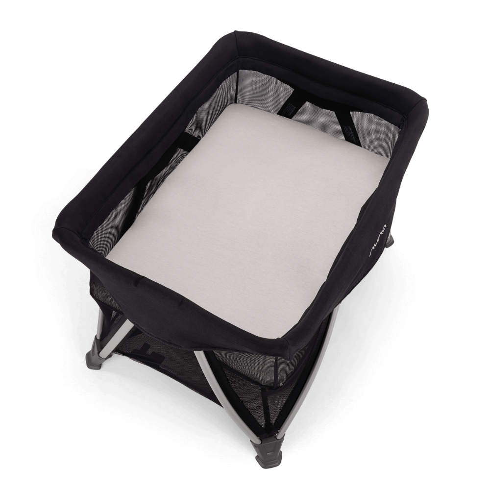 Nuna Sena™ Aire Caviar Playard