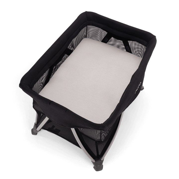 Nuna Sena™ Aire Caviar Playard