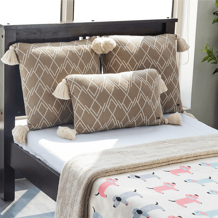 Pluchi Knitted Blanket with Faux Fur Back for Kids