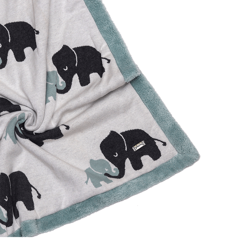 Pluchi Knitted Blanket with Faux Fur Back for Kids