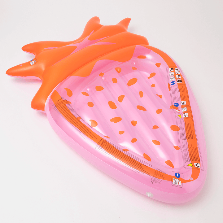 SUNNYLiFE inflatable Luxe Lie-On Float Strawberry Pink Berry - Pink