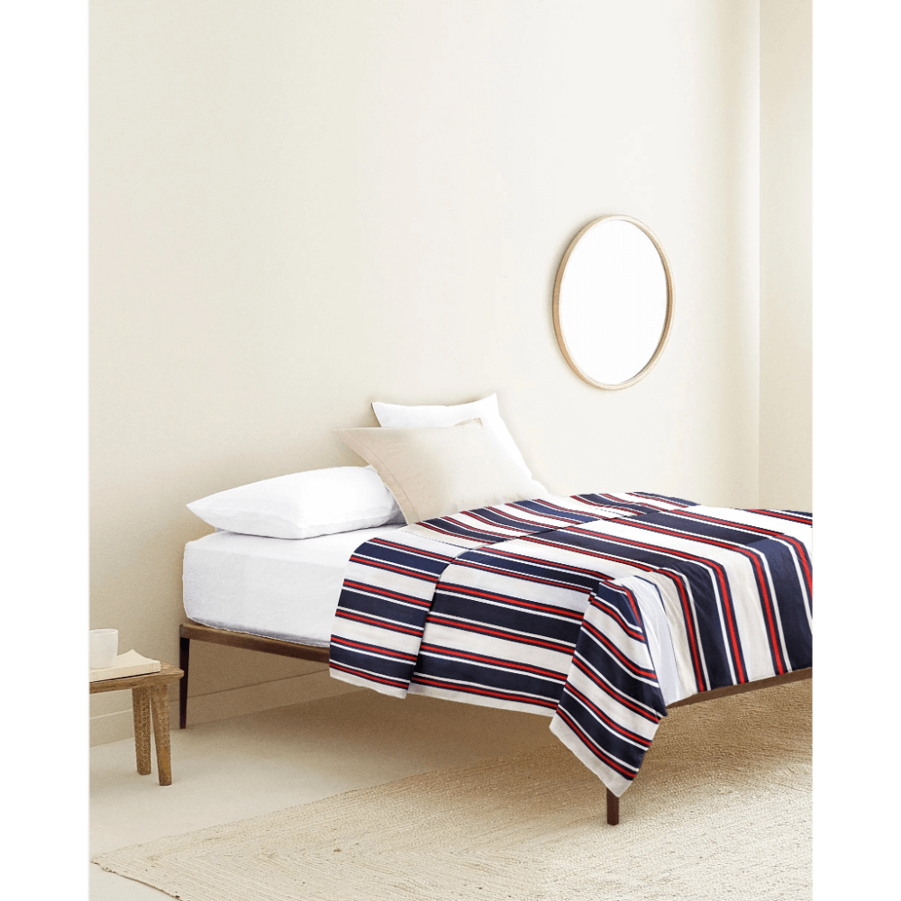 #color_blue-and-red-stripes