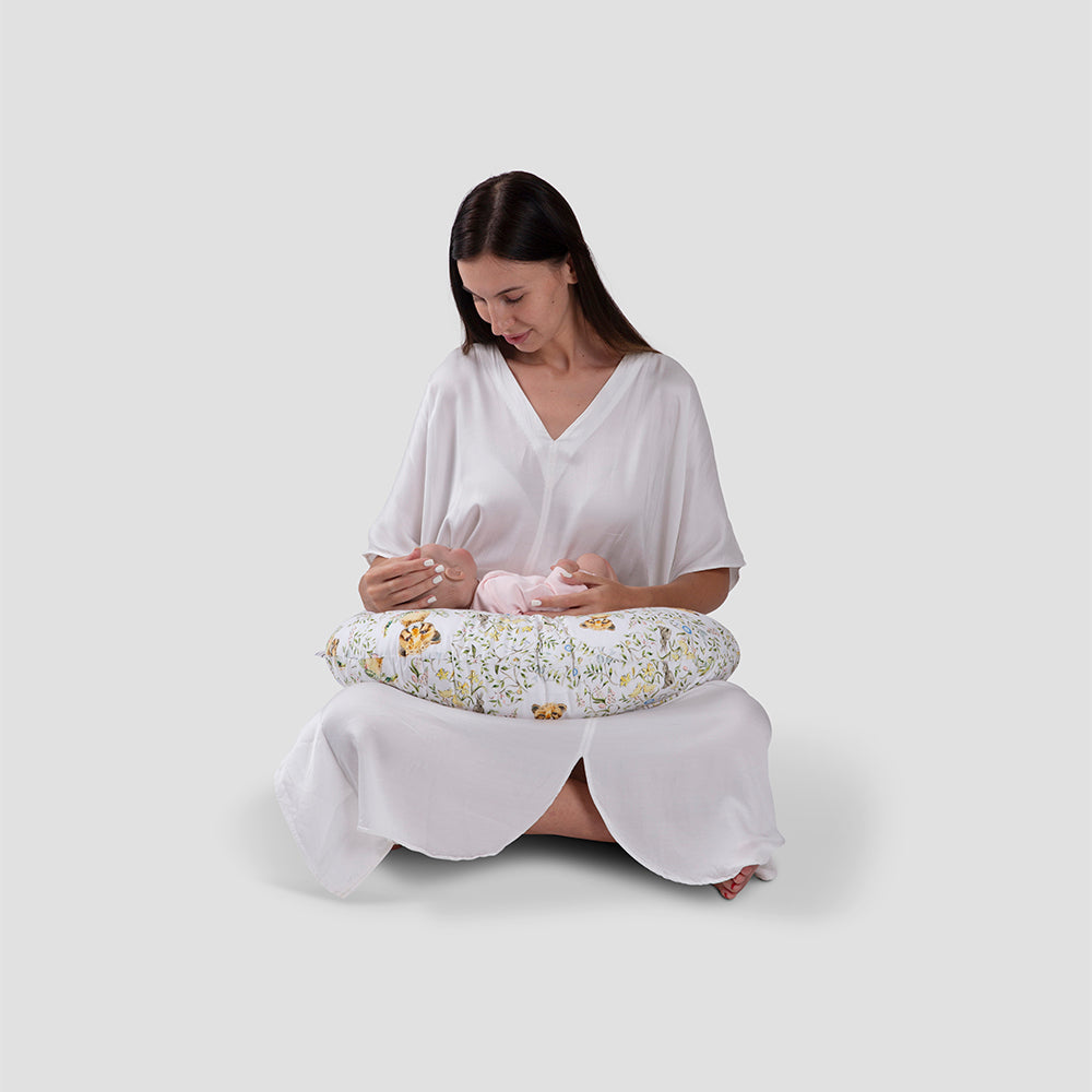 The Baby Trunk Feeding Pillow - Little Leo