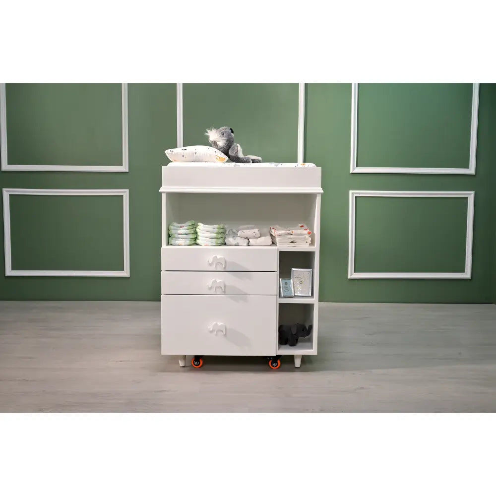 Waddle and Roo - The Elly Changing Station