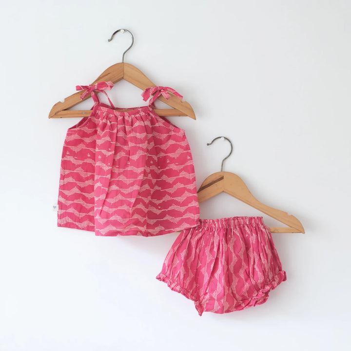 Love The World Today The Sun-Dappled Tie-Top Set