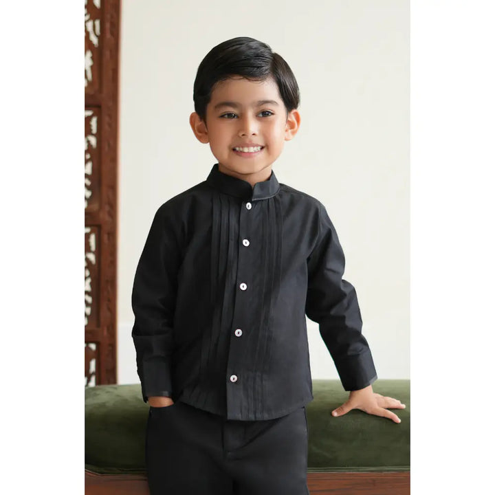 Tiber Taber 100% Cotton Woven Full Sleeves  Shirt - Black