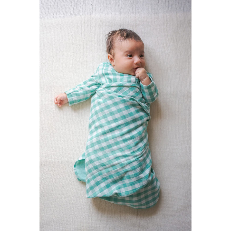 Tiber Taber Unisex Charming Checks Swaddle