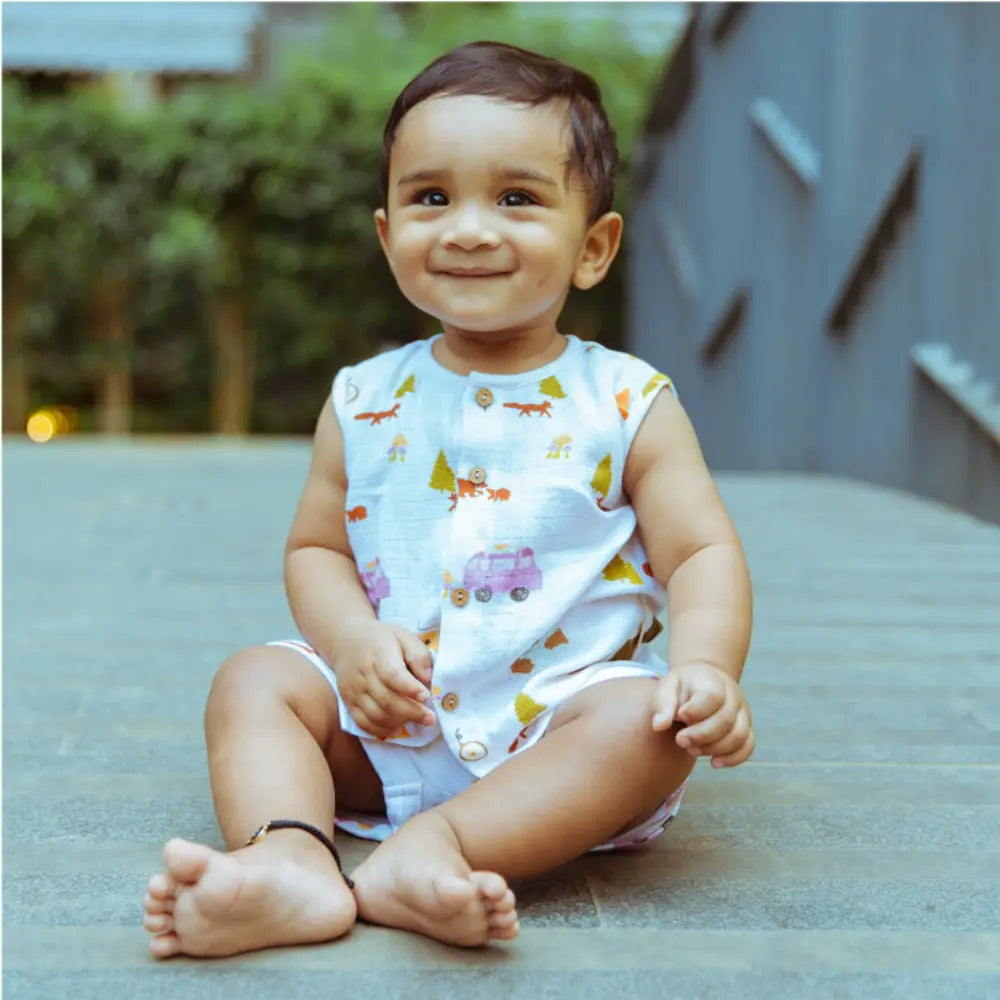 Dulaar Organic Muslin Vest &amp; Shorts Set (6-12 Months)