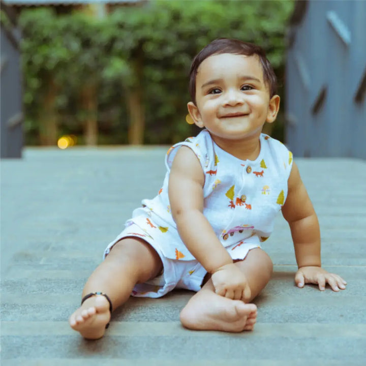 Dulaar Organic Muslin Vest &amp; Shorts Set (6-12 Months)