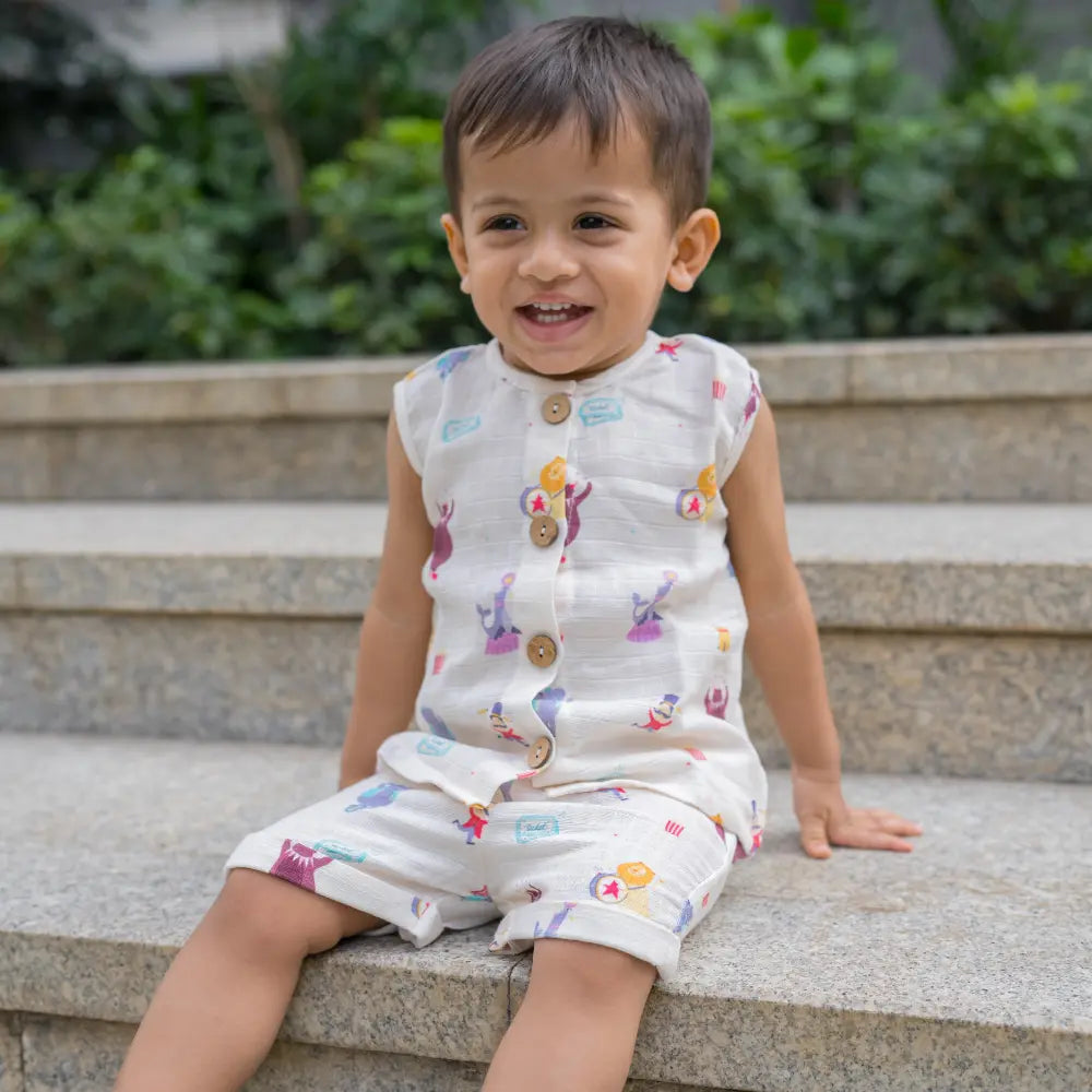 Dulaar Organic Muslin Vest &amp; Shorts Set (6-12 Months)