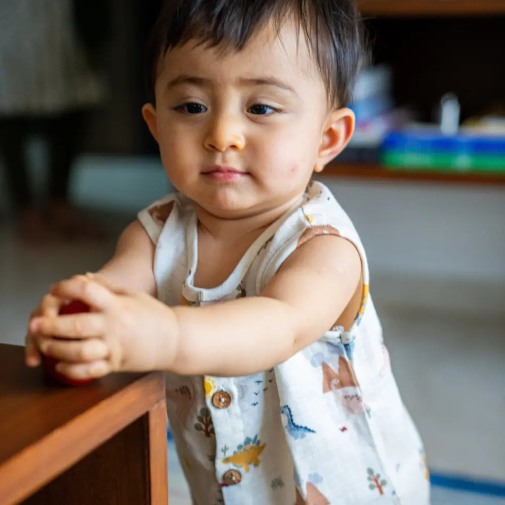 Dulaar Organic Muslin Vest &amp; Shorts Set (6-12 Months)