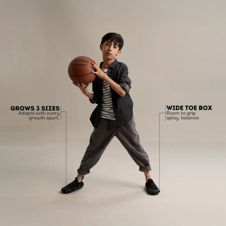 Aretto Leaps - All Black Kids Shoes