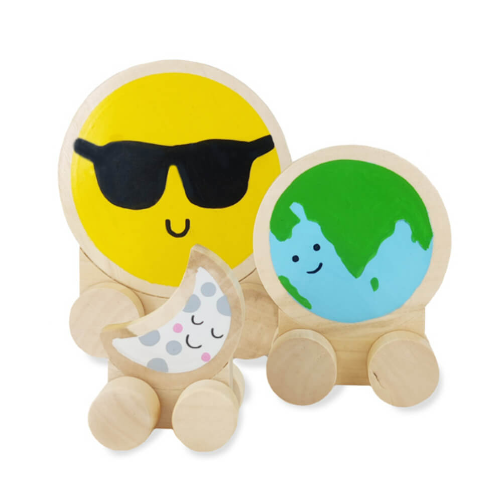 Planet on Wheels - Wooden Solar System Playset