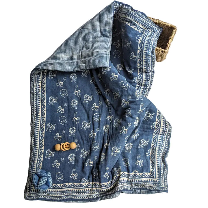 Whitewater Kids Organic Cotton Infant Reversible Zoo Blanket Cum Quilt
