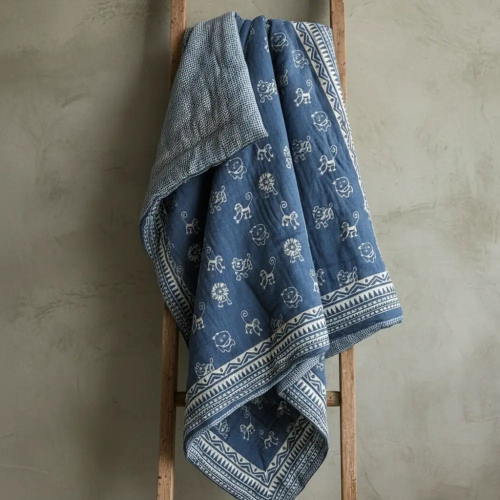 Whitewater Kids Organic Cotton Infant Reversible Zoo Blanket Cum Quilt