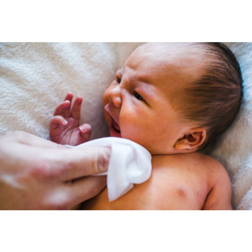 WaterWipes – The World’s Purest Baby Wipes, Pack of 9