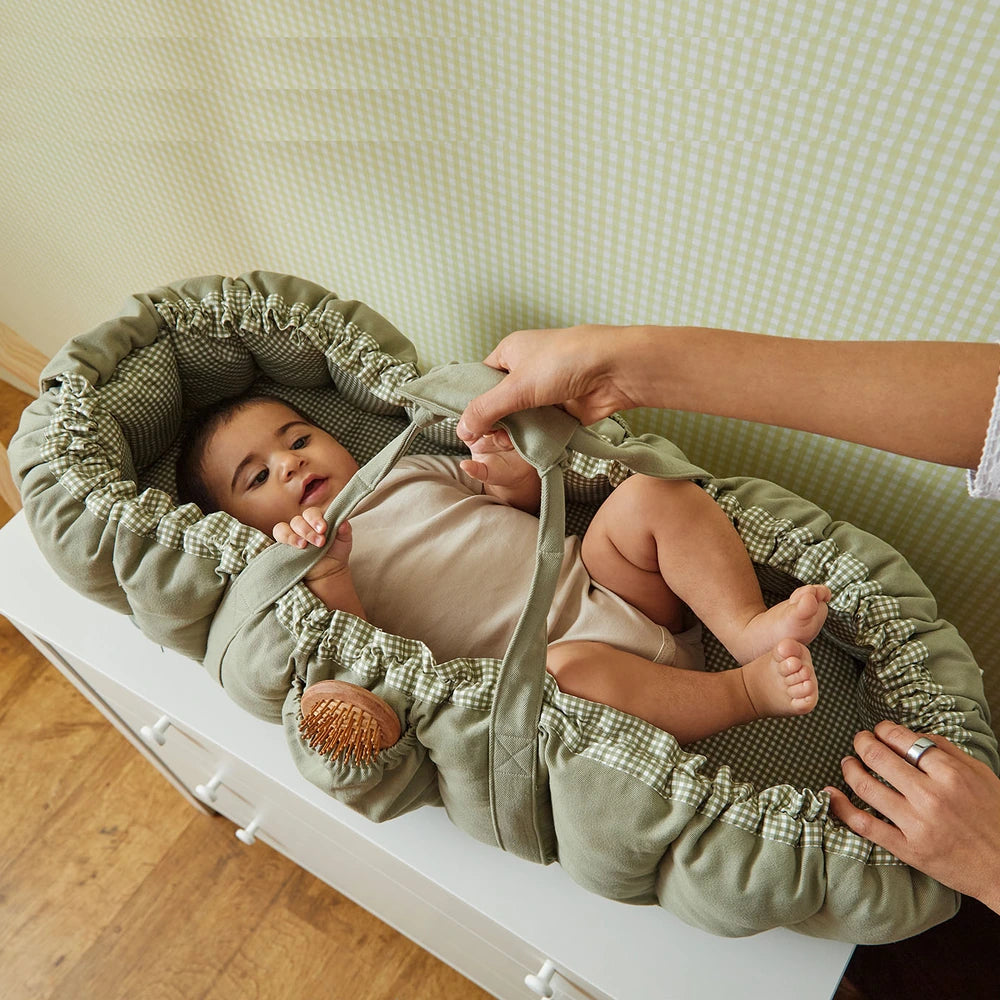 Annasimona Kids Green Checks Cradle All-in-one Carry Nest