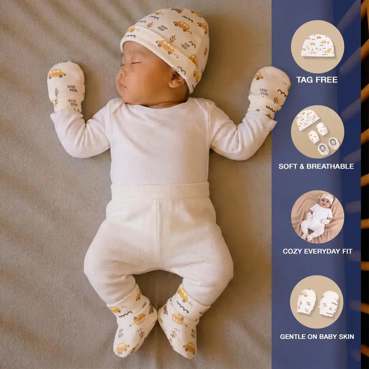 Prekies Newborn Cotton Cap, Mittens &amp; Booties Set Car Print - Cream
