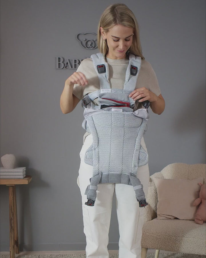 BabyBjorn Baby Harmony Carrier, 3D Mesh, Lightweight, Soft &amp; Breathable Newborn to Toddler Carrier, Adjustable Waistbelt &amp; Cross Straps, 4 Carry Positions, Birth - 3 Years (3-15Kgs) - Silver