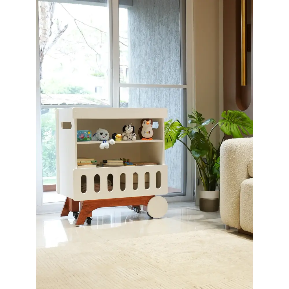 Waddle and Roo - The Voyager Changing Station