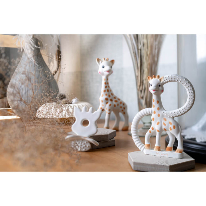 Sophie La Girafe Ready To Give Birth Box (Set of 2)