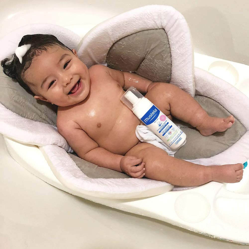 Mustela Cradle Cap Foam Shampoo for Newborn with Natural Avocado