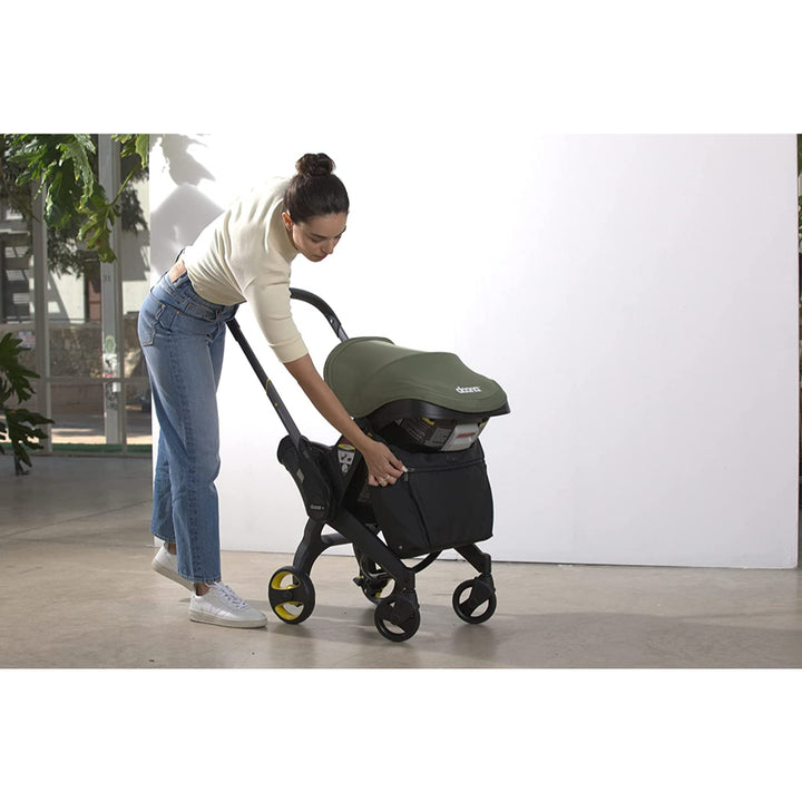 Doona™ All-Day Changing Bag For Car Seat &amp; Stroller