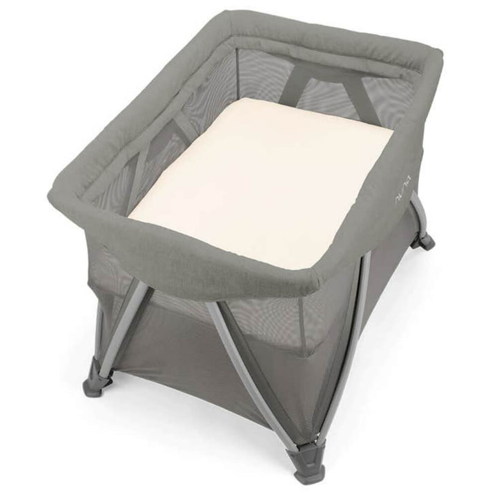 Nuna Sena Aire Zipper Foldable Bassinet