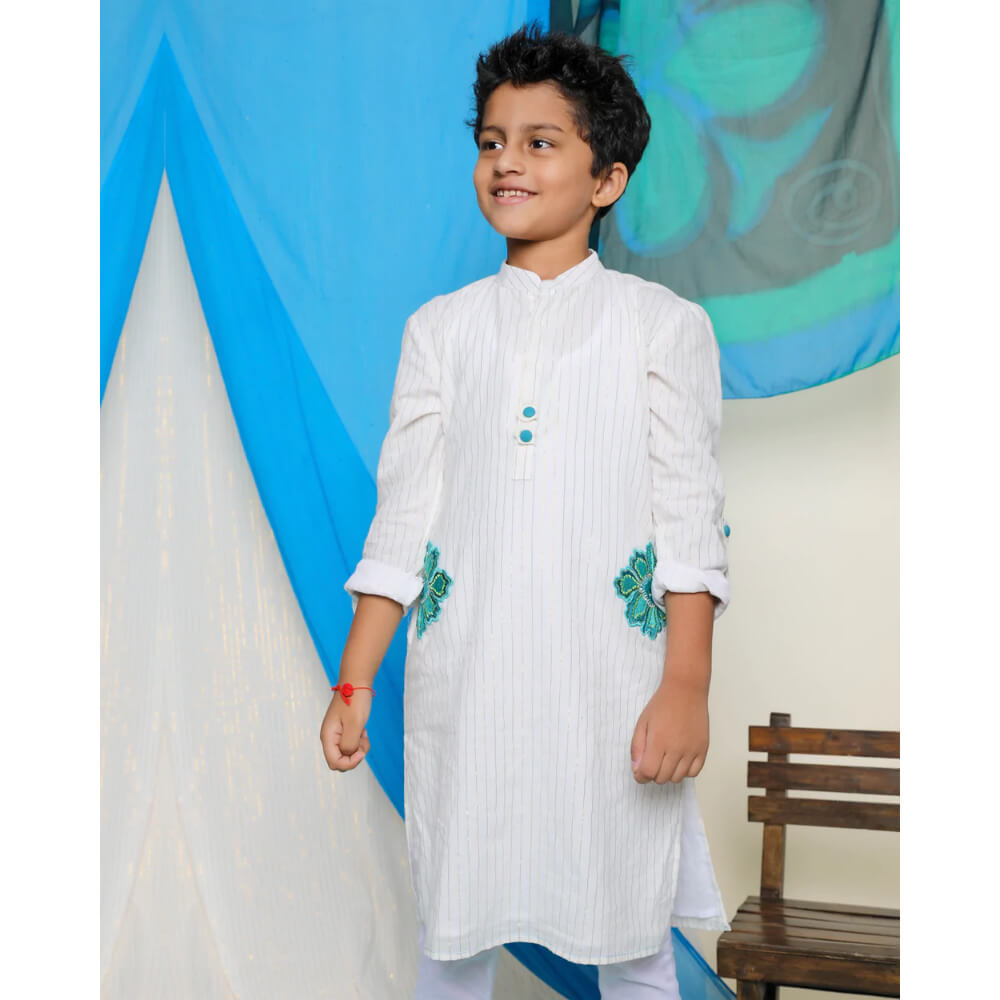 Juui Embroidered Kurta, White