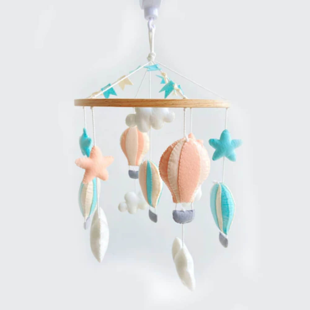 GWD Kids Hot Air Balloon - Into The Skies Cot Mobile