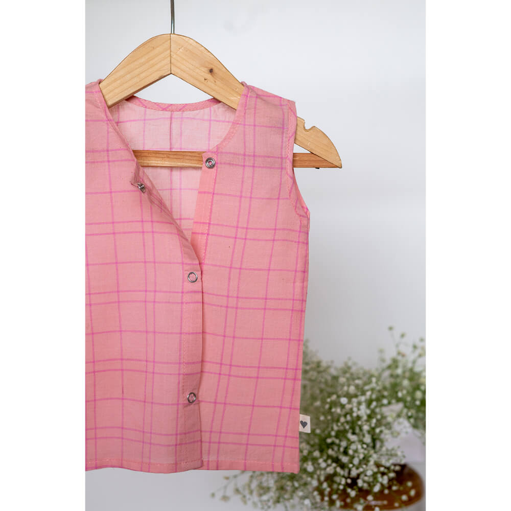 Song in your Heart Unisex Jhabla in Pink Handwoven Cotton Checks
