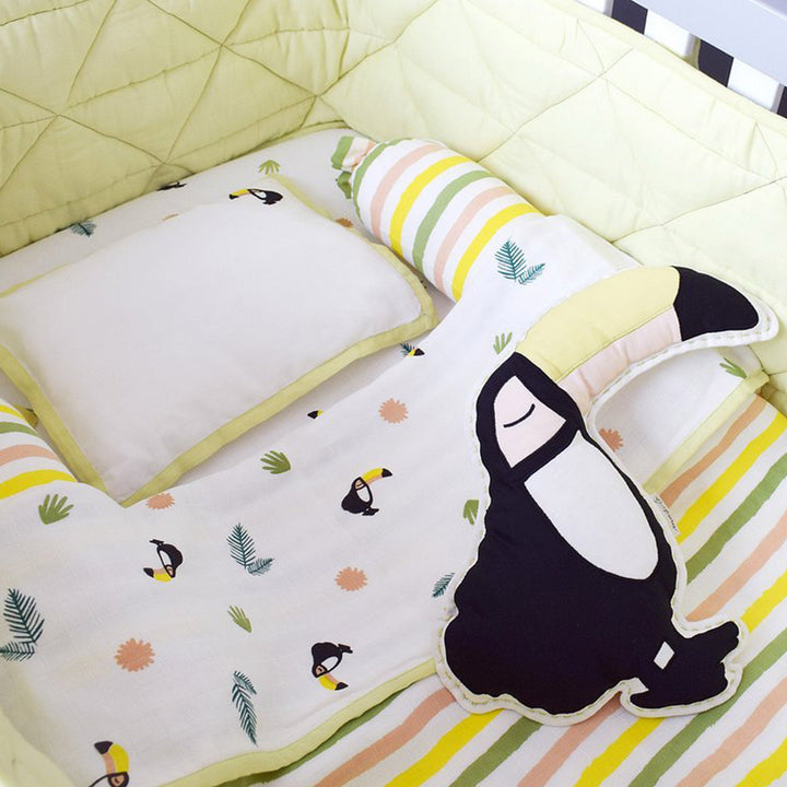 Masilo Organic Muslin Cot Bedding Set – Tropical Toucan